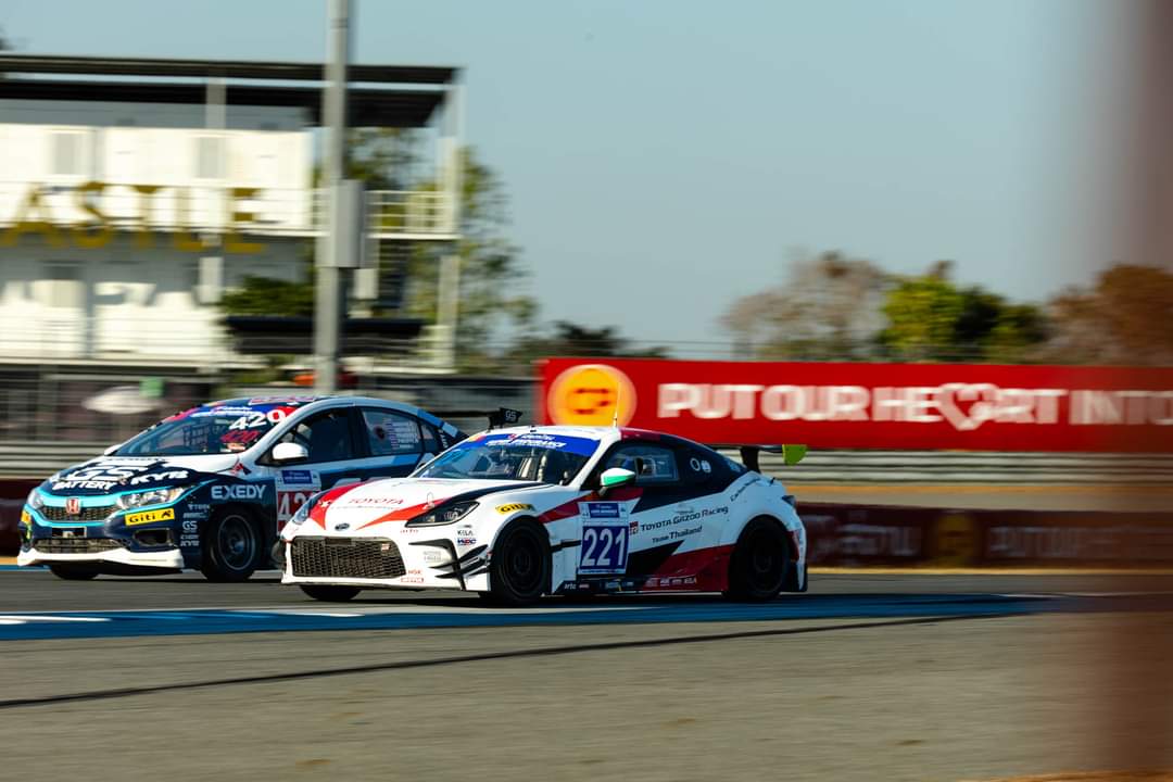 Orc Rookie Racing YK Motorsport เฉือน ORC Rookie Racing คว้าโพล Idemitsu Super Endurance 600