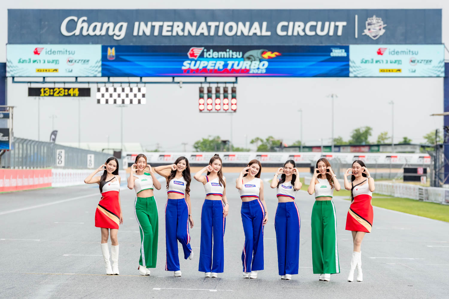Pretty Girl Races Gallery Pretty Girl / Idemitsu SuperTurbo Thailand 2025 : race 3